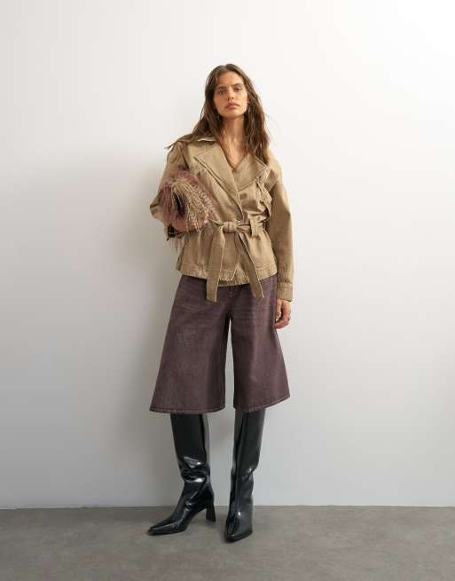 Topshop X Cara denim cropped trenchjakke i vasket beige, 2 af 4