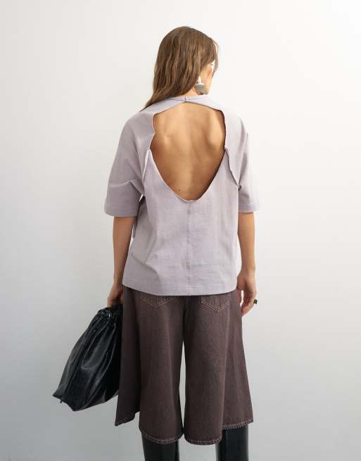 Topshop X Cara T-shirt met open achterkant in grijs, 3 van 4