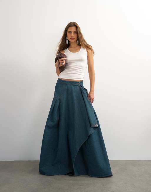 Topshop X Cara topp med djup halsringning i vitt, 3 av 4