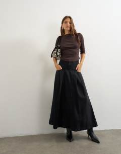 Yoke pleated maxi skirt in washed black