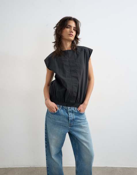 Topshop - Zachte top met rits en schouders met structuur in zwart - view 1