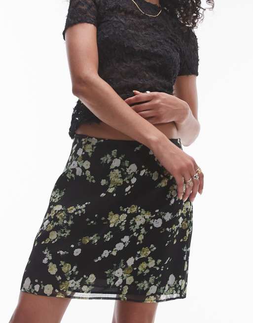 Tosphop set in black based floral