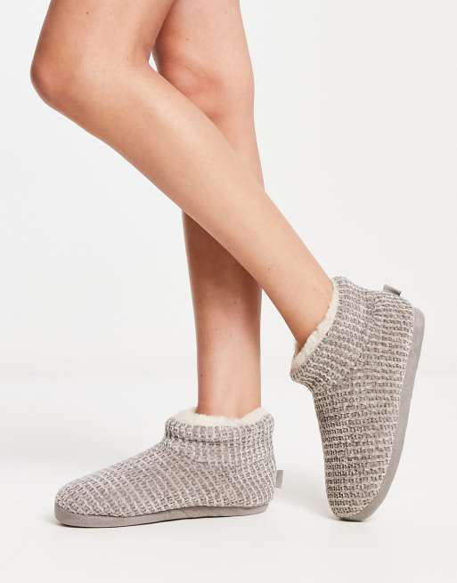 Totes cable knit boot slipper in gray