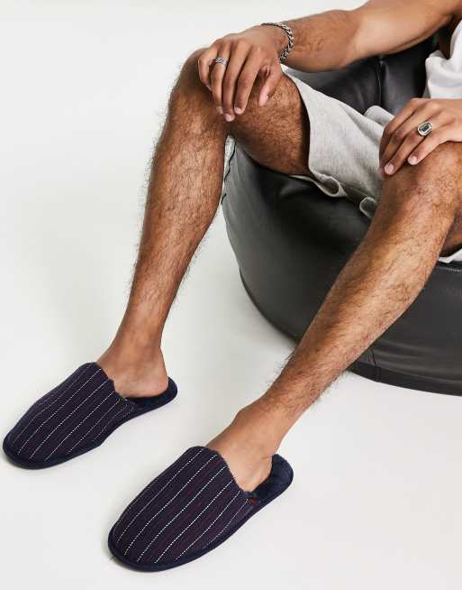 Totes - Geborduurde pantoffels in marineblauw