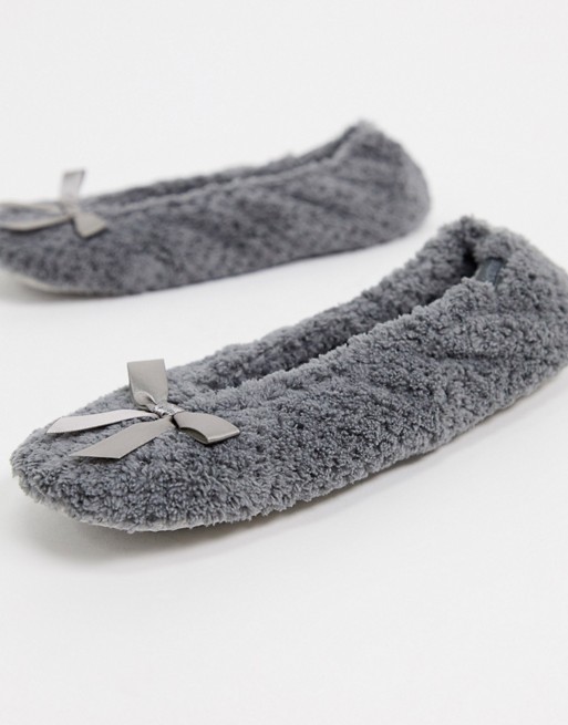 Totes Isotoner ballet slippers in grey