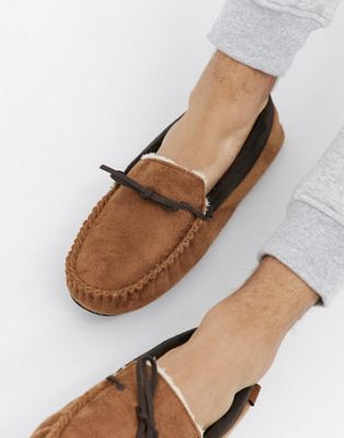 Totes Mens Suedette Moccasin Slippers In Tan