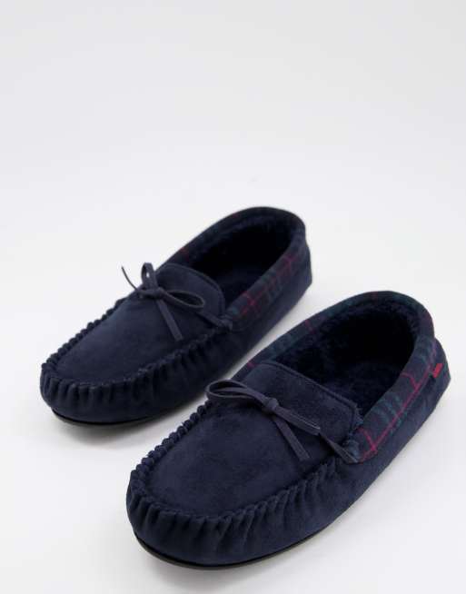 Totes moccasin slippers in navy check