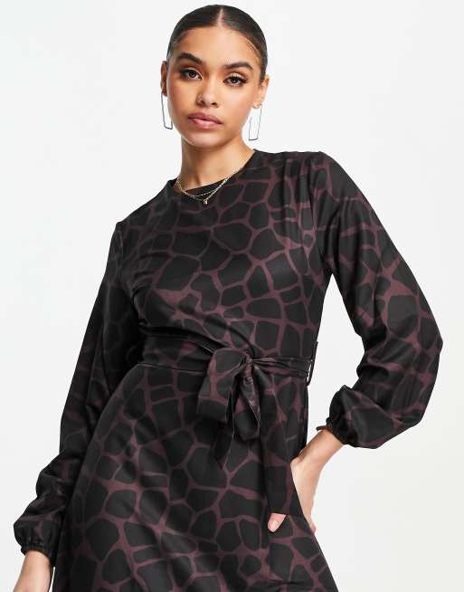 Trendyol animal print long sleeve maxi dress in burgundy, 3 of 4