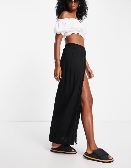 Black maxi 2025 skirt with split