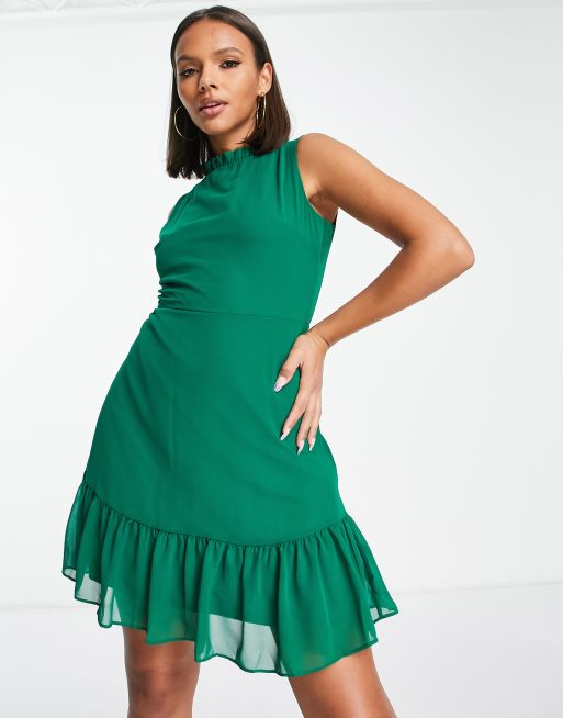 Trendyol Rechtvallende mini jurk met peplum zoom in groen ASOS