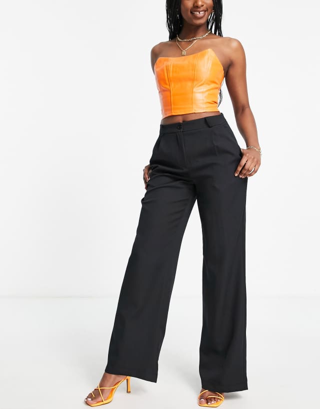 Trendyol wide leg pants in black