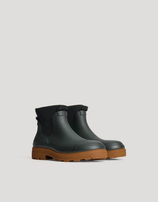 Tretorn Blasia waterproof chelsea boots in black/gum, 3 of 4