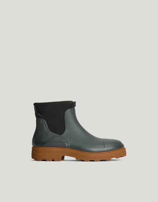 Tretorn Blasia waterproof chelsea boots in black/gum, 4 of 4