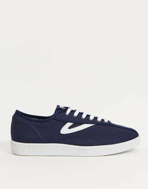 Navy store tretorn sneakers