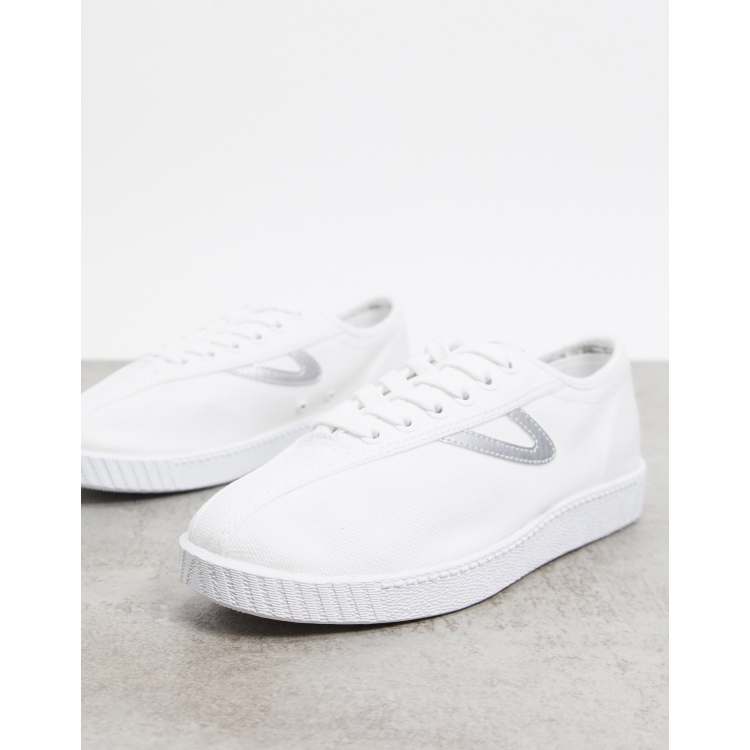 Tretorn cheap silver sneakers