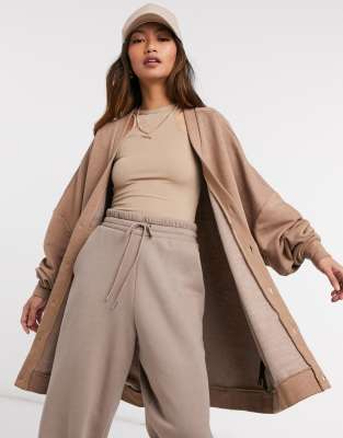 фото Трикотажный кардиган в стиле oversized asos 4505-коричневый цвет