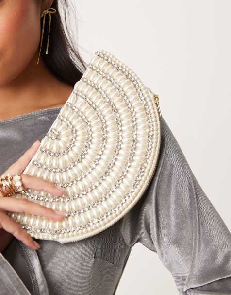 True Decadence - Afgeronde clutch tas met kralen en parels in wit - view 1