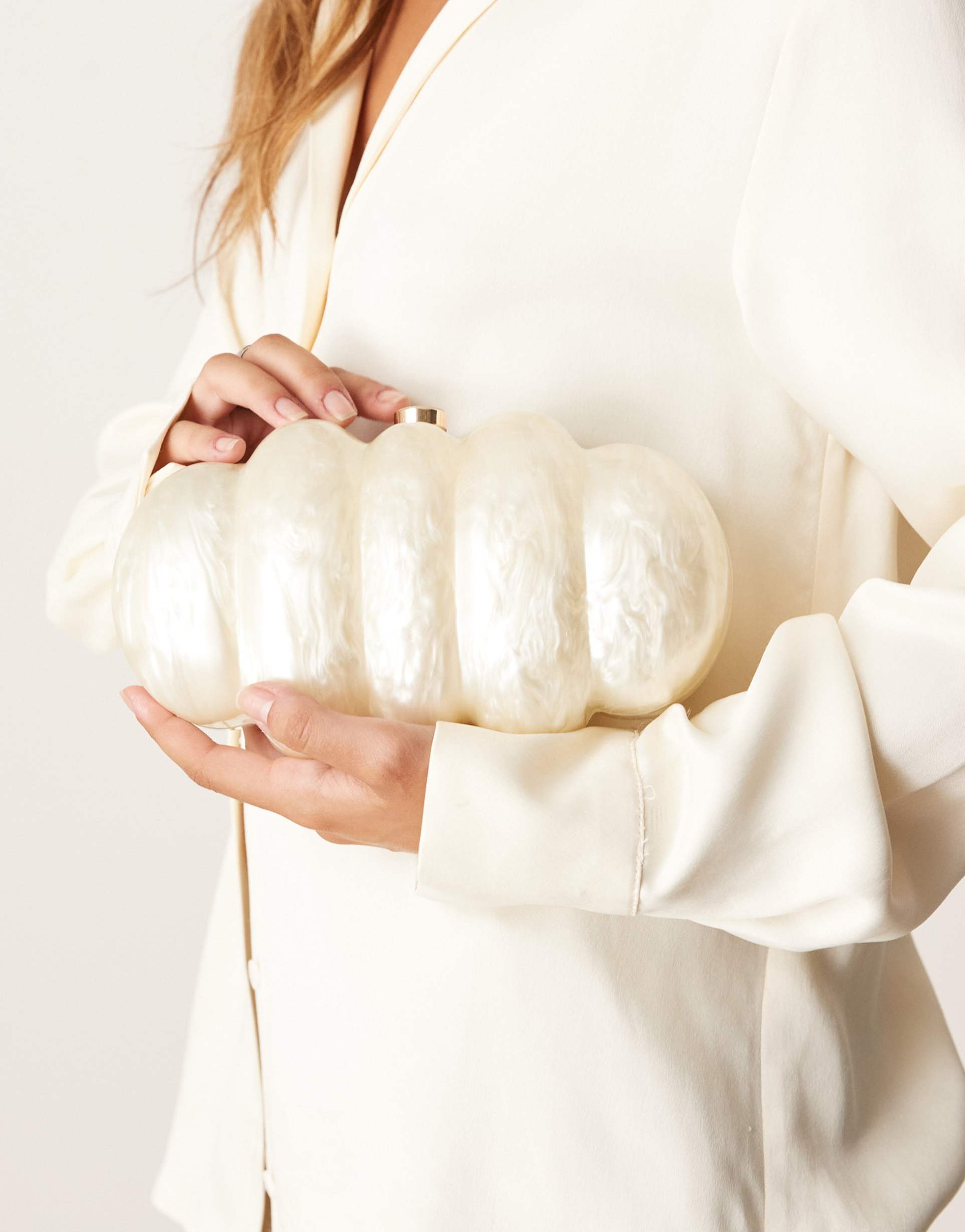 true decadence bubble resin clutch bag in white