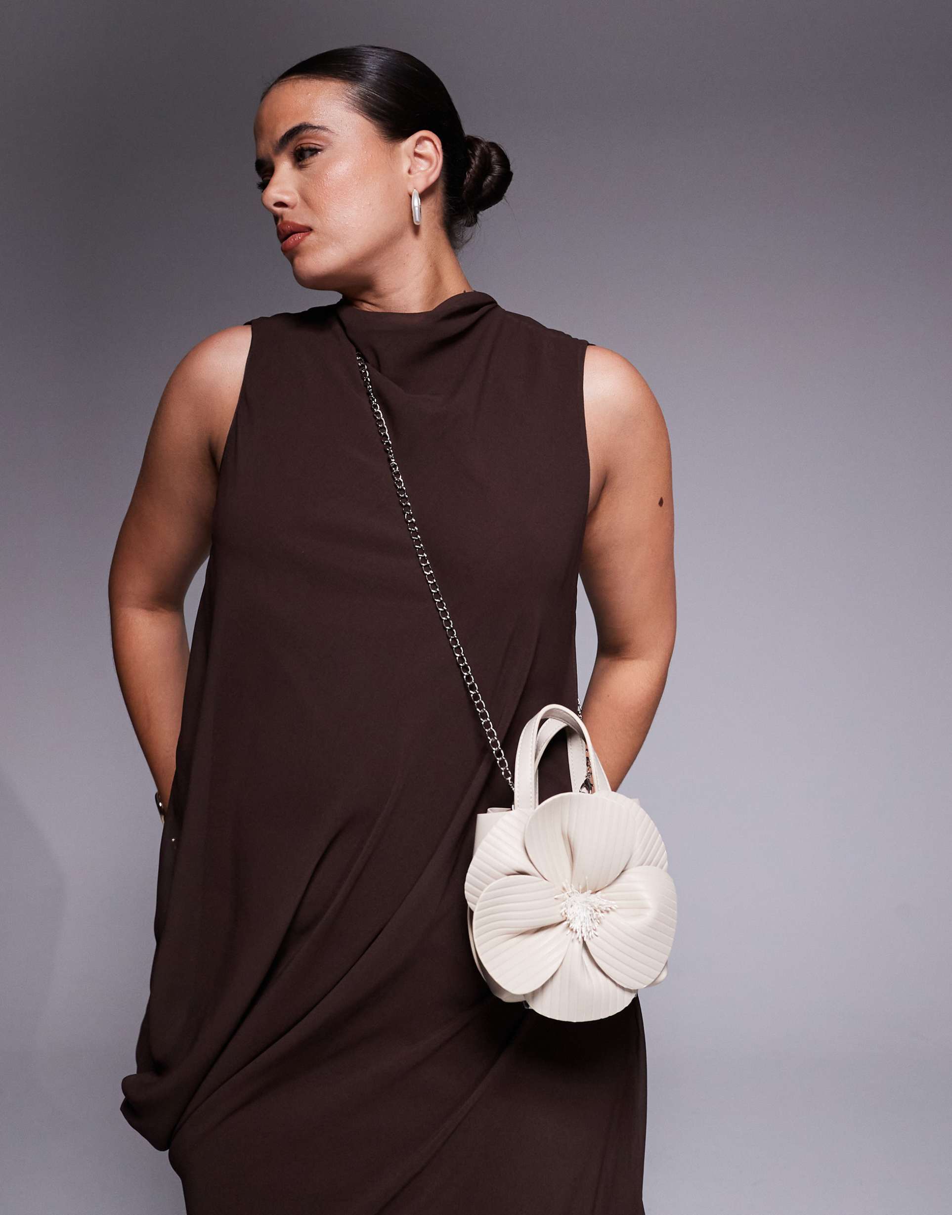 true decadence flower clutch bag in cream