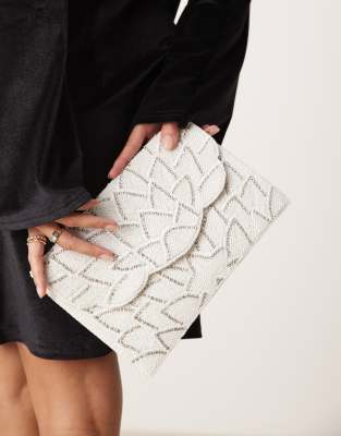 True Decadence - Gemusterte Clutch in Weiß mit Perlenbesatz