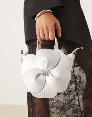 True Decadence - Handtasche in Silber mit Blumendetail