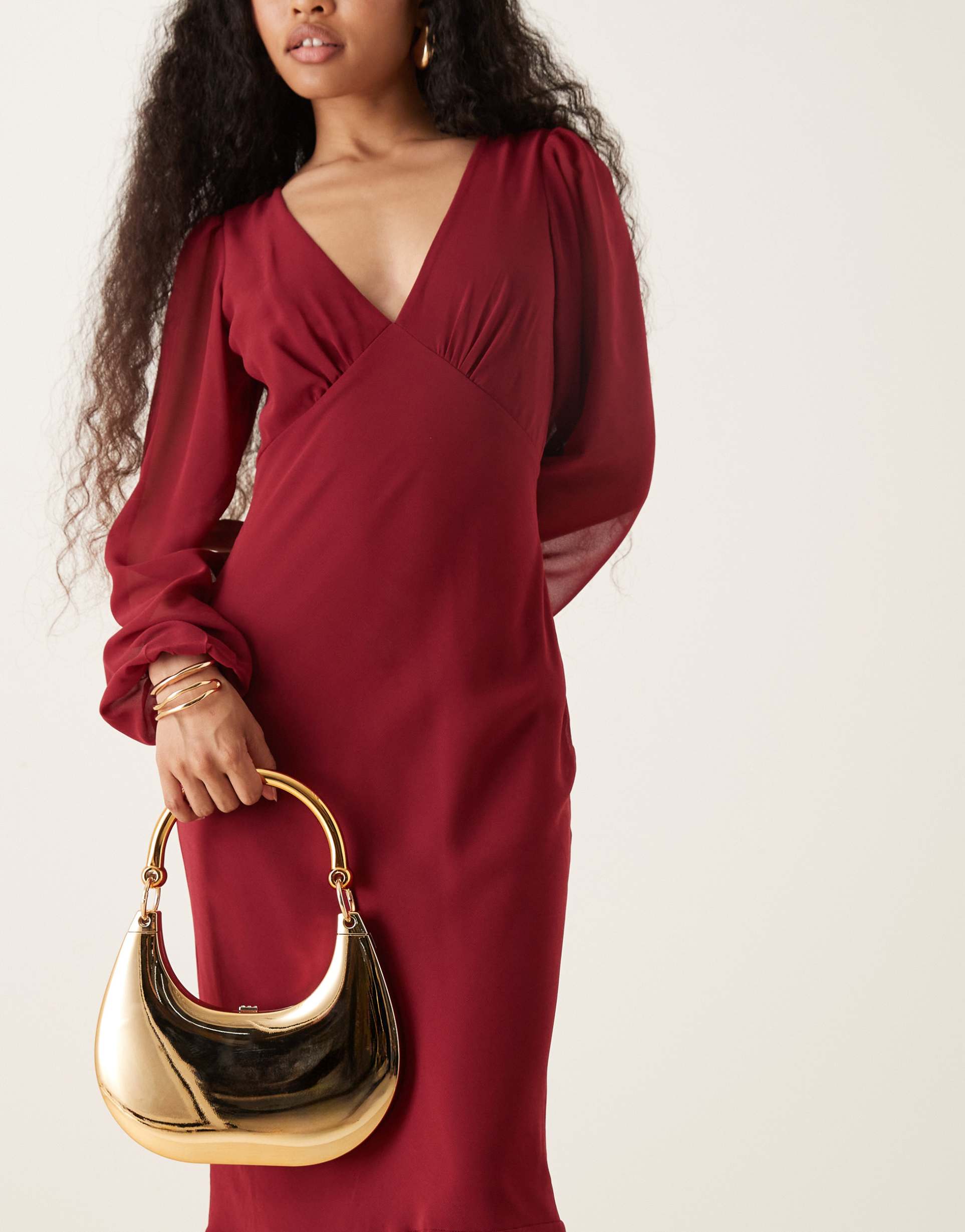 true decadence hard shoulder bag in gold