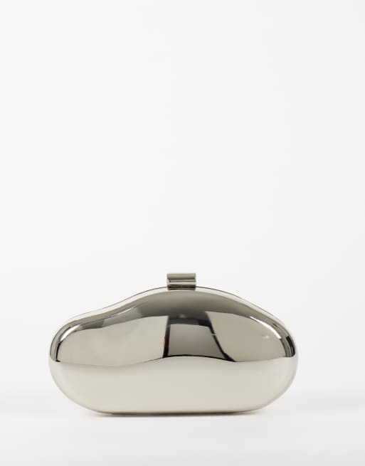 True Decadence metallisk hård kuvertväska med avtagbar axelrem i silver, 1 av 4