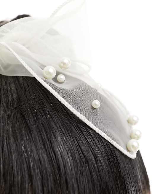 True Decadence - Nœud à cheveux en organza orné de perles - Blanc, 2 de 4