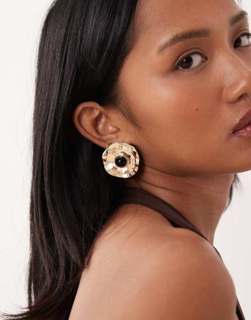 True Decadence - Oorknoppen in vintage-stijl met zwart steentje in goud