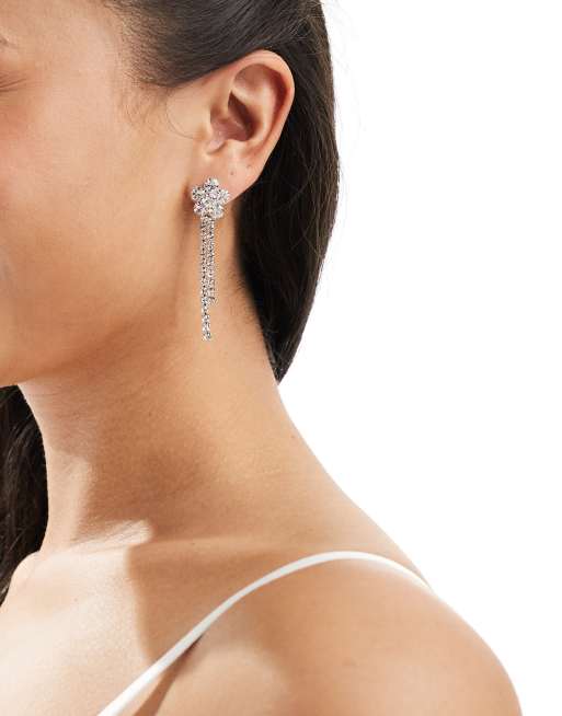 True Decadence - Orecchini color argento a forma di fiore con strass 