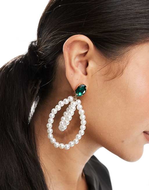 True Decadence - Orecchini con pietra color verde smeraldo e perle 