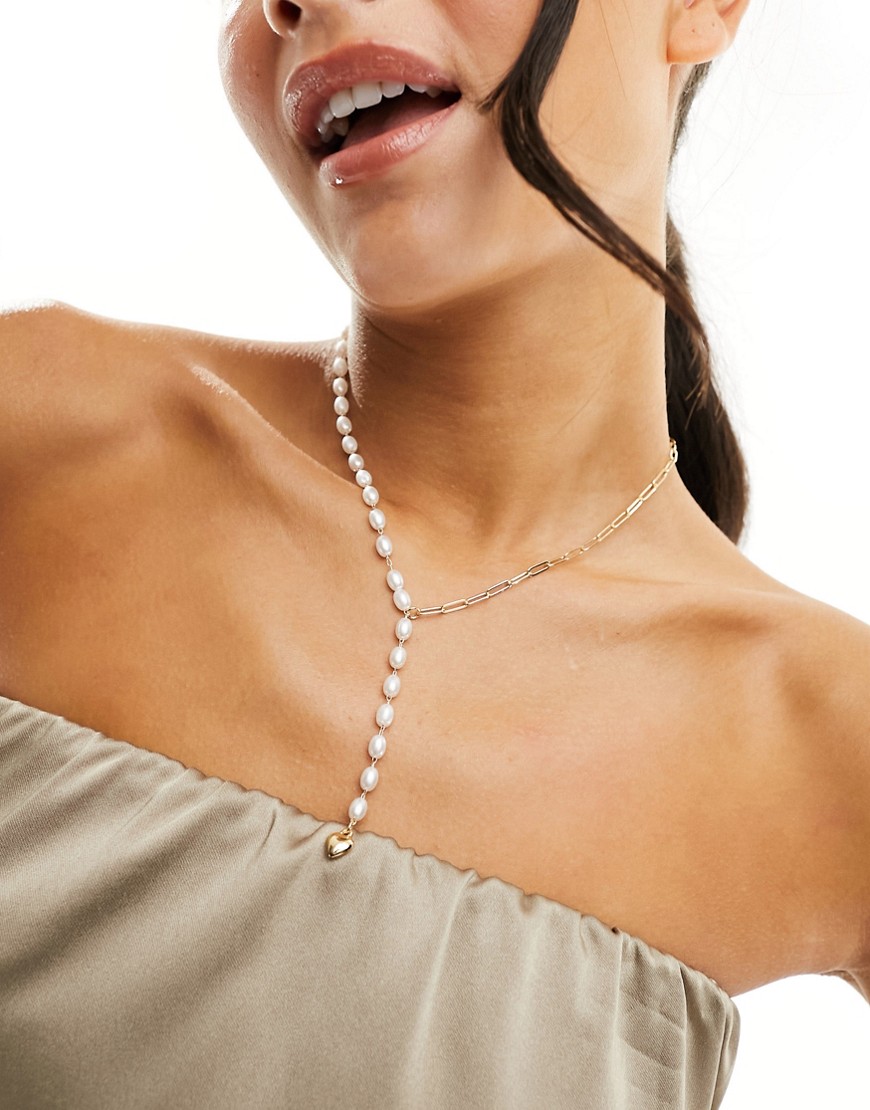 True Decadence pearl and chain necklace with heart pendant in gold