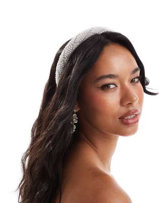 True Decadence pearl embellished headband in white