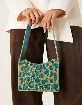 True Decadence - Perlenbesetzte Schultertasche in Grün mit Animalprint
