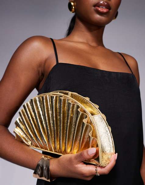 True Decadence – Plissierte Clutch-Tasche in Metallic-Gold - view 1