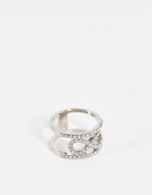 True Decadence ring with pave and bow detail