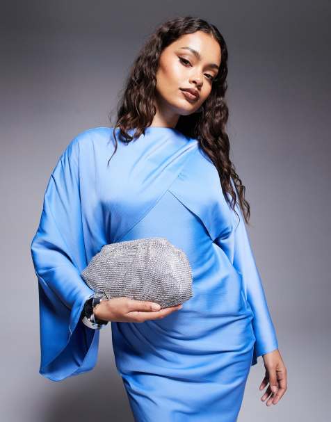 True Decadence – Silberfarbene Clutch in Kissendesign mit Strassverzierung - view 1