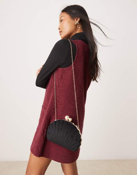 True Decadence - Sort muslingeformet clutch i velour med lukning med kunstige kulturperler - view 1