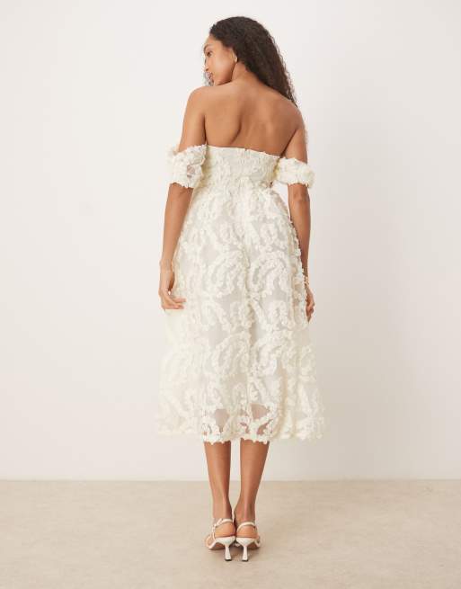 True Decadence strapless midi dress in cream, 3 of 4