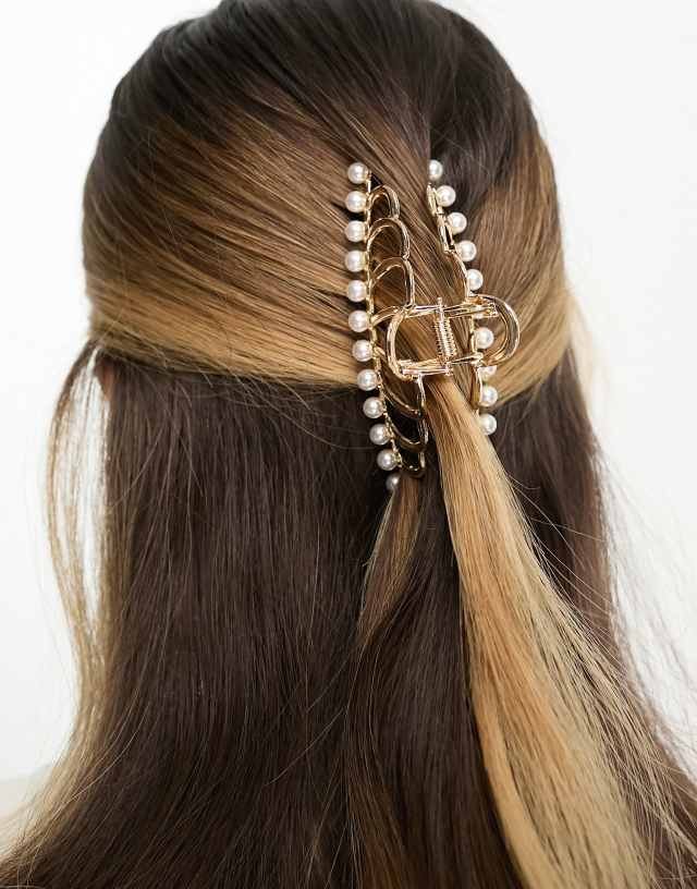 True Decadence vintage style gold hair claw with pearl 1