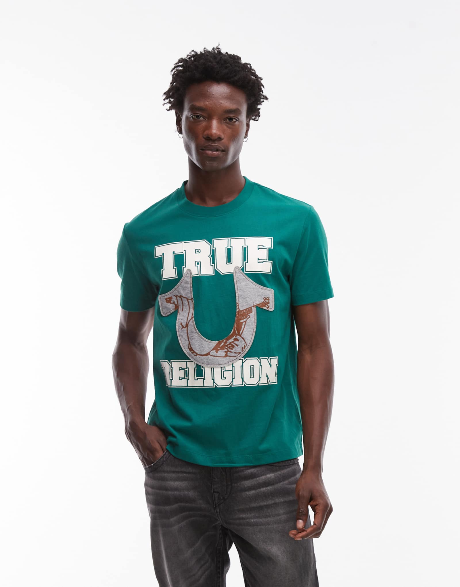 Футболка зеленого цвета с аппликацией логотипа True Religion