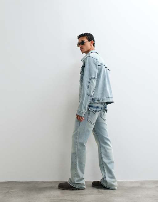 True Religion Billy jeans med lige pasform og flaplommer i denim i lyseblå vask, 2 af 5