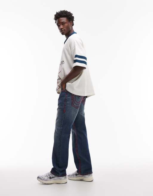 True Religion - Billy Super T - Jean avec poches à rabat et coutures rouges - Bleu moyen délavé, 2 de 5