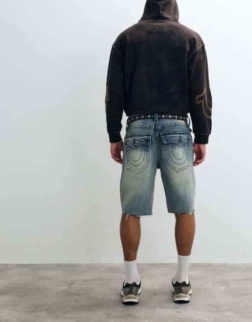 True Religion bobby flap pocket denim shorts with raw hem in lightwash blue, 3 of 5