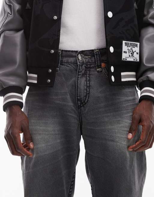 True Religion – Bobby Super T – Baggy-Jeans in grauer Waschung mit Pattentaschen, 5 von 5