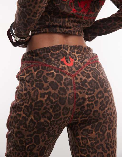 True Religion high rise broek met luipaardprint baby terry bootcut in bruin multikleur co-ord, 4 van 5