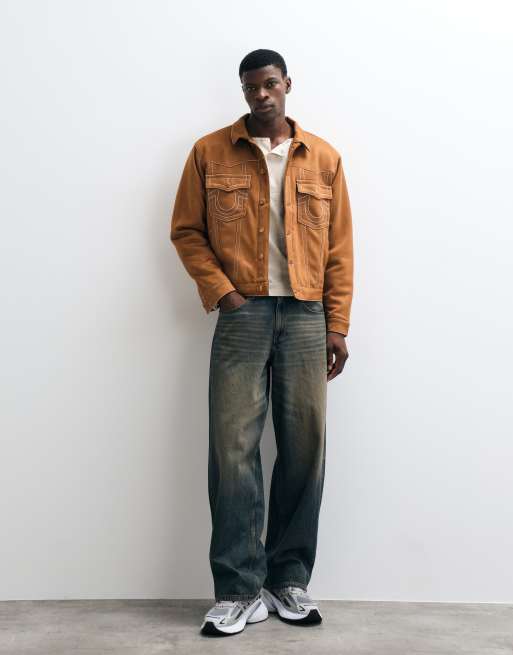 True Religion - Jimmy - Giacca trucker oversize in camoscio ultra scamosciato marrone, 2 di 5