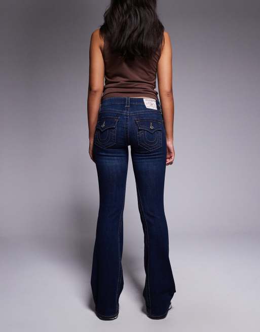 True Religion – Joey – Schlagjeans in Indigoblau mit Pattentasche und mittelhohem Bund, 2 von 5