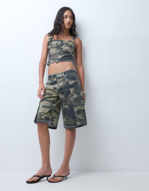True Religion Korsett-Top als Kombiteil in dunkelgrünem Camouflage-Muster, 2 von 5