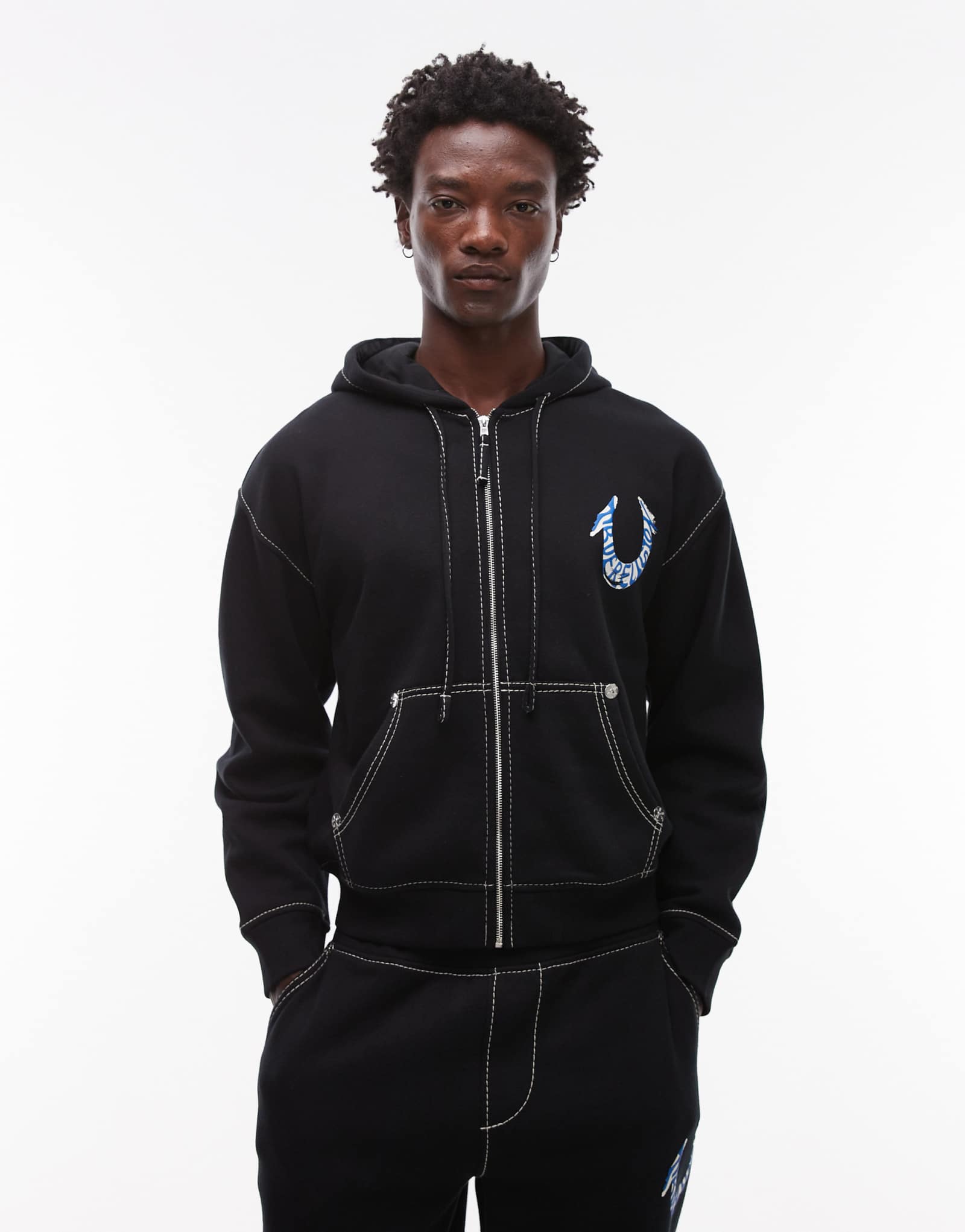 Черная толстовка с капюшоном на молнии с логотипом True Religion на спине - часть комплекта